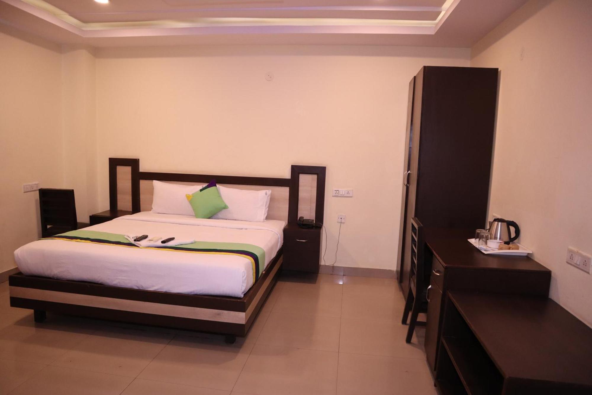 Millennium Plaza Hotel Kammasandra Ngoại thất bức ảnh