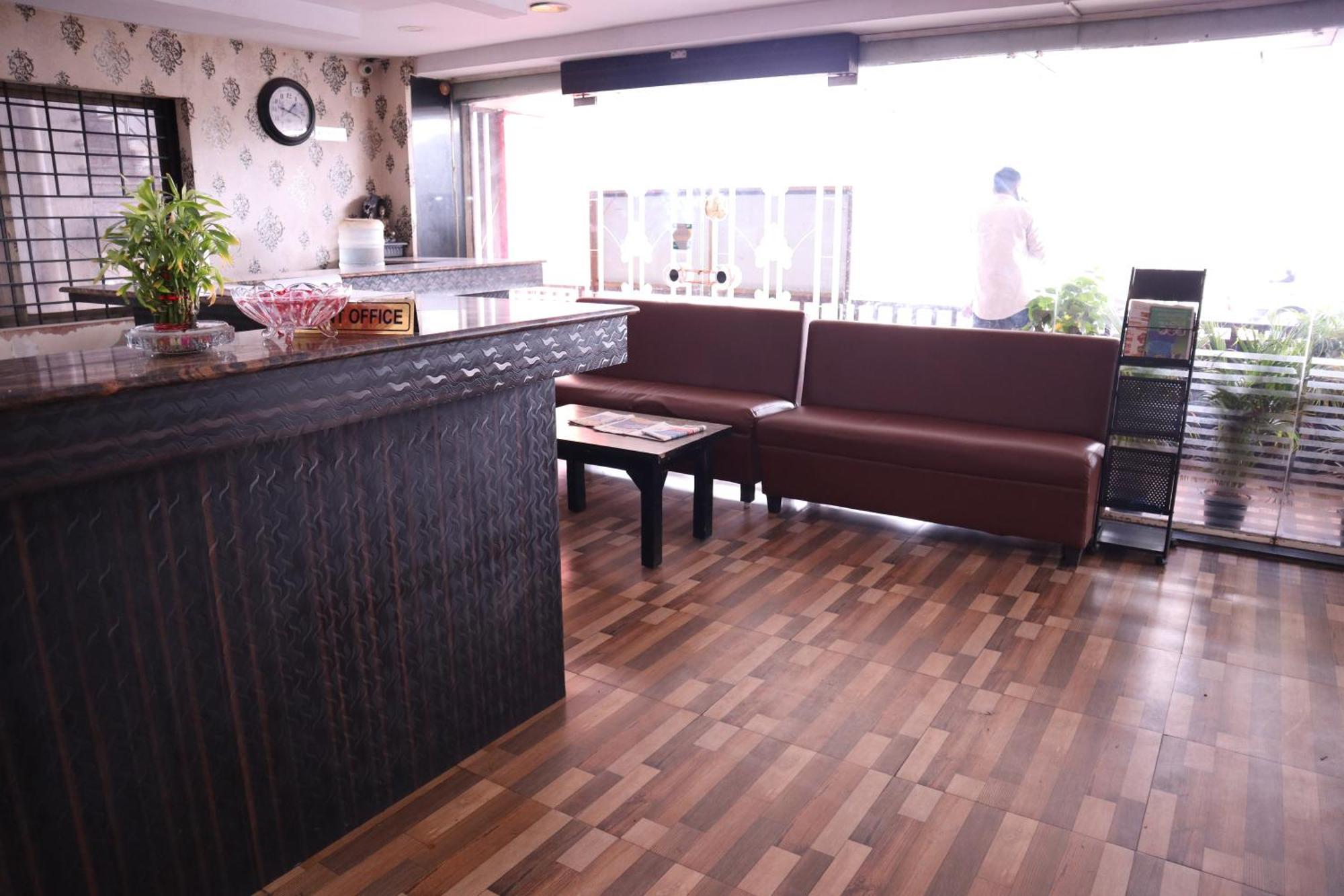 Millennium Plaza Hotel Kammasandra Ngoại thất bức ảnh