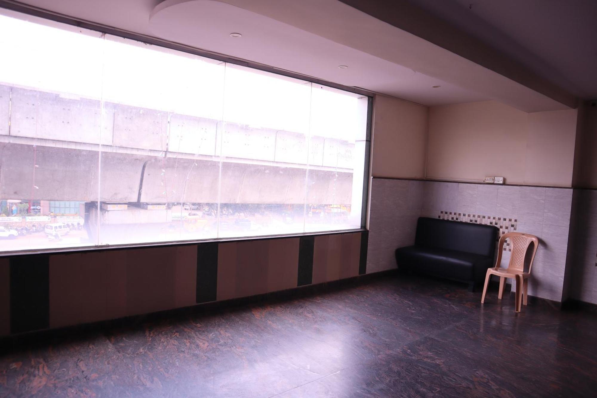 Millennium Plaza Hotel Kammasandra Ngoại thất bức ảnh